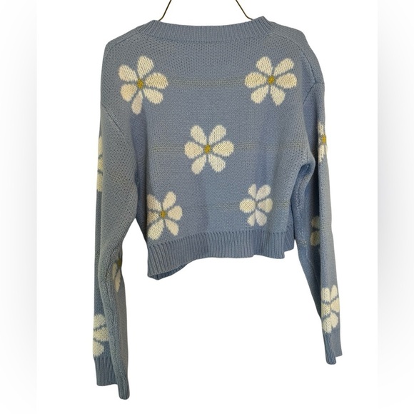 SHEIN Daisy Pattern Baby Blue V-Neck Crop Top Sweater Girls Size 13-14Y - Picture 8 of 11